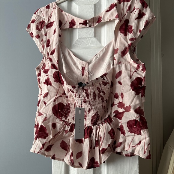 NWT Dynamite Top - Picture 4 of 5